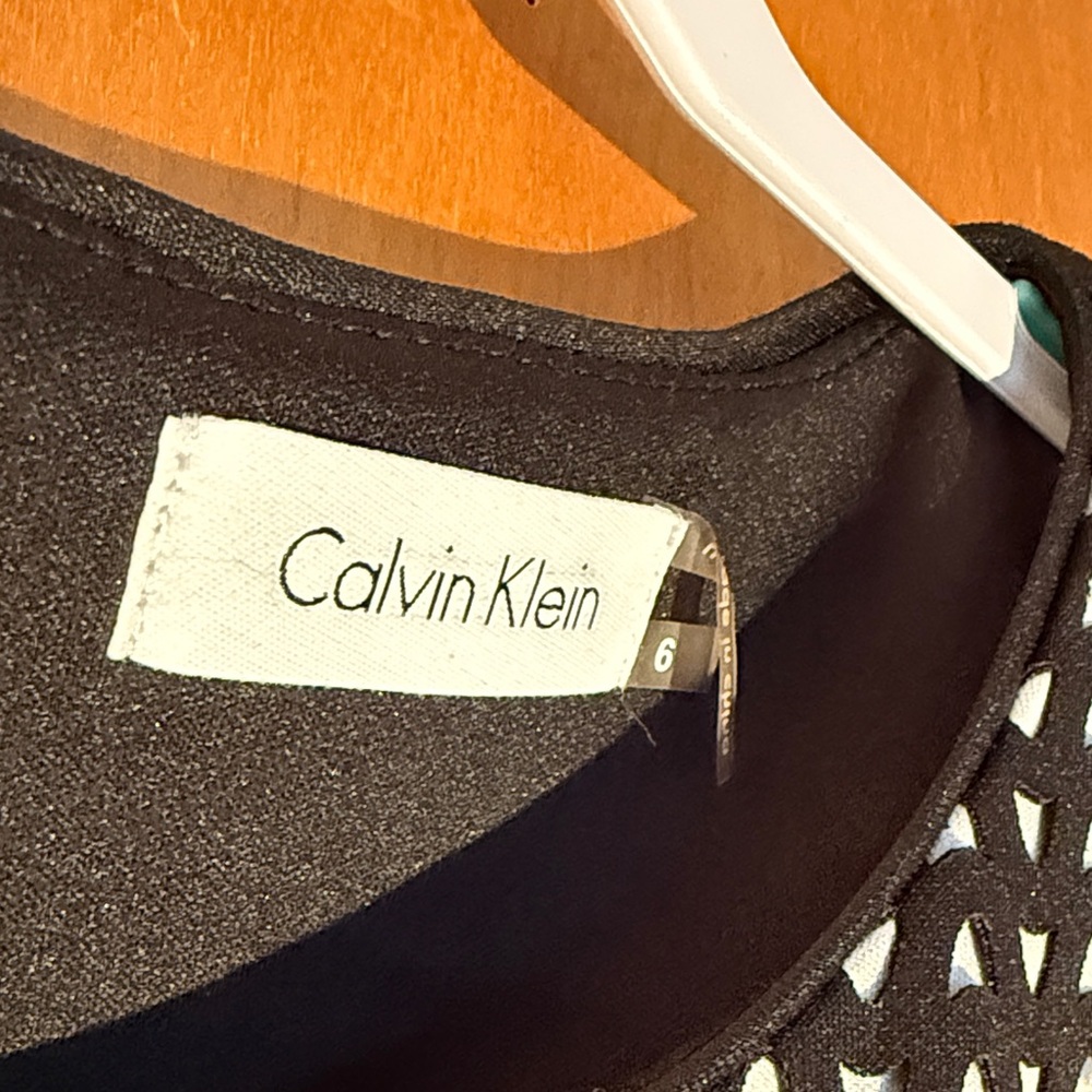 Calvin Klein Black and White Patterned Midi Dress - Picture 2 of 9